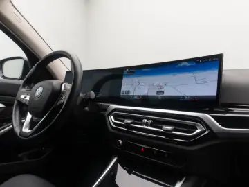 BMW 320e Widscreen Sportsitz Komfort