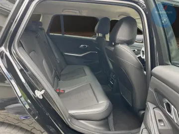 BMW 318 d Touring HiFi LiveCockpitProf Sportsitz