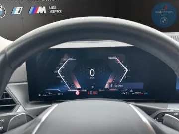 BMW 318 d Touring HiFi LiveCockpitProf Sportsitz