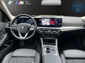 BMW 318 d Touring HiFi LiveCockpitProf Sportsitz