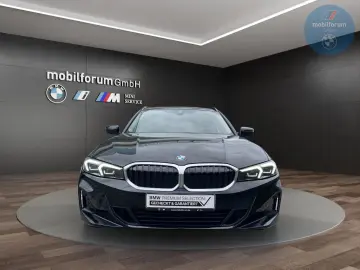 BMW 318 d Touring HiFi LiveCockpitProf Sportsitz