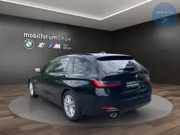 BMW 318 d Touring HiFi LiveCockpitProf Sportsitz