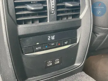BMW 318 d Touring HiFi LiveCockpitProf Sportsitz