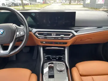 BMW 330 e Touring Hybrid LED H&K Navi Prof