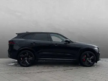 JAGUAR F-Pace P550 AWD SVR - Herstellergarantie 07.2028