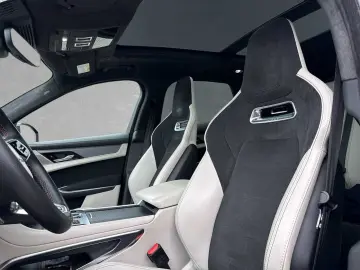 JAGUAR F-Pace P550 AWD SVR - Herstellergarantie 07.2028