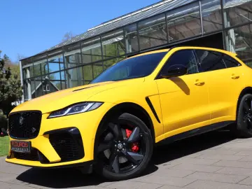 JAGUAR F-Pace F-PACE SVR 575 Edition AWD AHK PANO