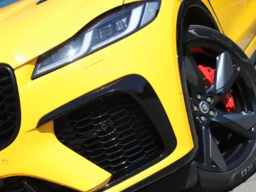 JAGUAR F-Pace F-PACE SVR 575 Edition AWD AHK PANO