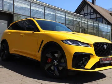 JAGUAR F-Pace F-PACE SVR 575 Edition AWD AHK PANO