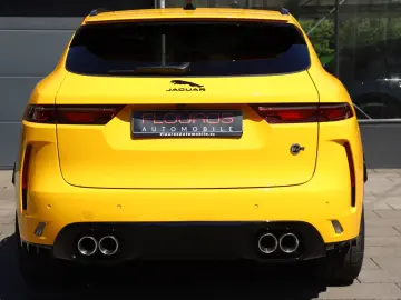 JAGUAR F-Pace F-PACE SVR 575 Edition AWD AHK PANO