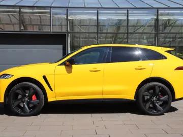JAGUAR F-Pace F-PACE SVR 575 Edition AWD AHK PANO