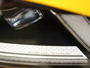 JAGUAR F-Pace F-PACE SVR 575 Edition AWD AHK PANO