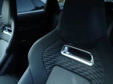 JAGUAR F-Pace F-PACE SVR 575 Edition AWD AHK PANO