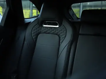 JAGUAR F-Pace F-PACE SVR 575 Edition AWD AHK PANO