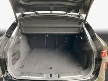 JAGUAR F-PACE P550 SVR AWD