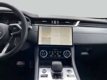 JAGUAR F-PACE P550 SVR AWD