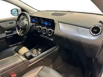 MERCEDES-BENZ GLA 250 e Style MBUX Style Wide Cam LE…