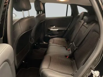 MERCEDES-BENZ GLA 250 e Progressive Beam Ambi Wide 1…