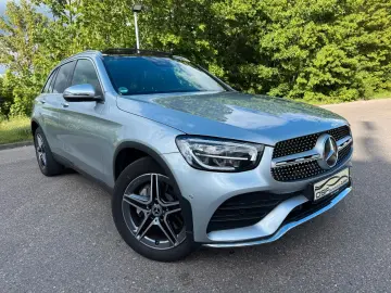 MERCEDES-BENZ GLC 220 d AMG 4Matic LED Panorama AHK R.Kam