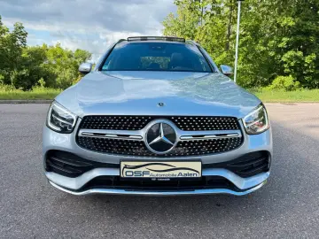 MERCEDES-BENZ GLC 220 d AMG 4Matic LED Panorama AHK R.Kam