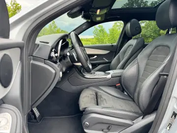 MERCEDES-BENZ GLC 220 d AMG 4Matic LED Panorama AHK R.Kam