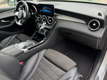 MERCEDES-BENZ GLC 220 d AMG 4Matic LED Panorama AHK R.Kam