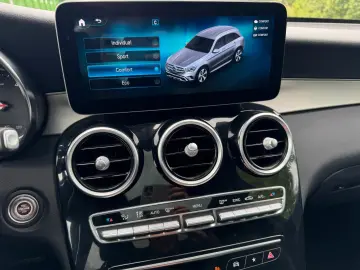 MERCEDES-BENZ GLC 220 d AMG 4Matic LED Panorama AHK R.Kam