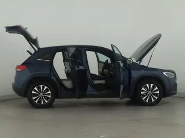 MERCEDES-BENZ GLA 250 e   Multibeam 360 Kamera PTS S&hellip;