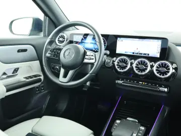 MERCEDES-BENZ GLA 250 e   Multibeam 360 Kamera PTS S&hellip;