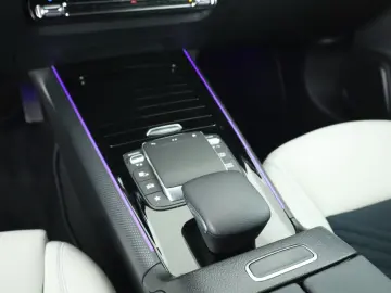 MERCEDES-BENZ GLA 250 e   Multibeam 360 Kamera PTS S&hellip;