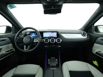 MERCEDES-BENZ GLA 250 e   Multibeam 360 Kamera PTS S&hellip;