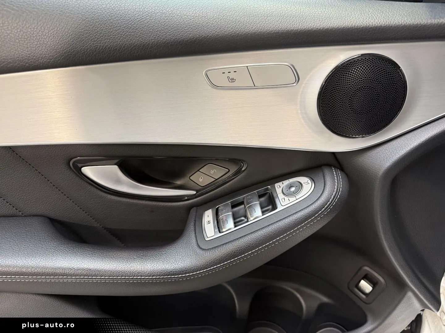 MERCEDES-BENZ GLC 200 d 4M AMG  NAVI LED PANO NIGHT Virt