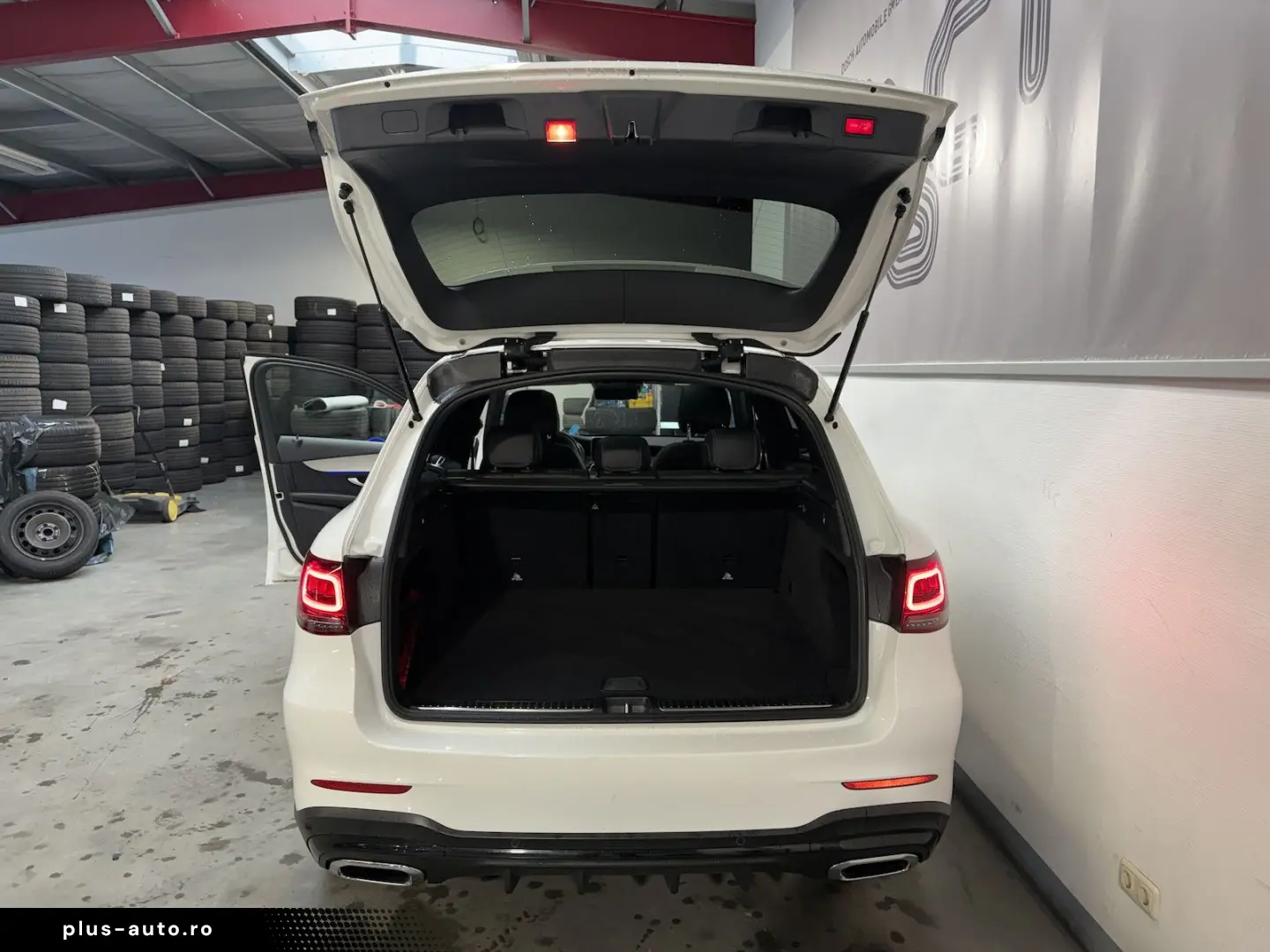 MERCEDES-BENZ GLC 200 d 4M AMG  NAVI LED PANO NIGHT Virt