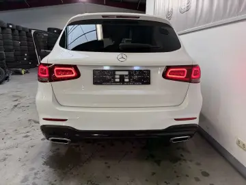 MERCEDES-BENZ GLC 200 d 4M AMG  NAVI LED PANO NIGHT Virt