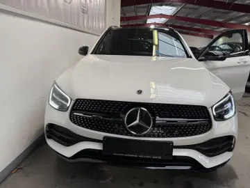 MERCEDES-BENZ GLC 200 d 4M AMG  NAVI LED PANO NIGHT Virt