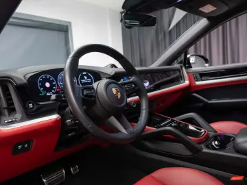 Porsche Cayenne Coupe