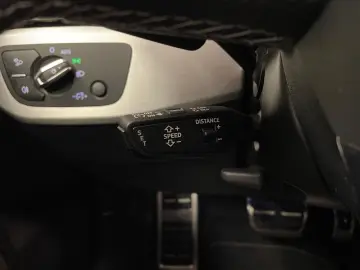 AUDI A4 35 TFSI S line AHK Business Tour