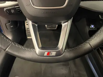 AUDI A4 35 TFSI S line AHK Business Tour