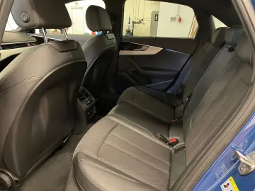 AUDI A4 35 TFSI S line AHK Business Tour