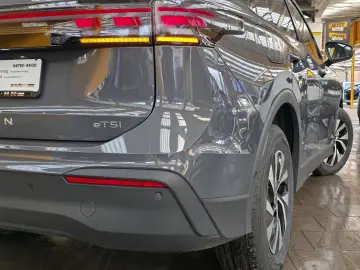 VW Tiguan Life eTSI AHK el.Heckk. Kamera Sicherheit