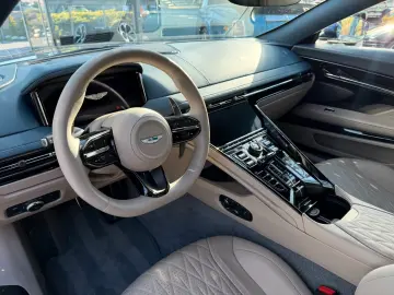 Aston Martin DB12 4.0 V8 Volante