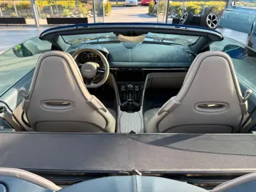 Aston Martin DB12 4.0 V8 Volante