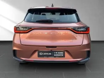 Lexus LBX Basis 1.5 Hybrid KOMFORT