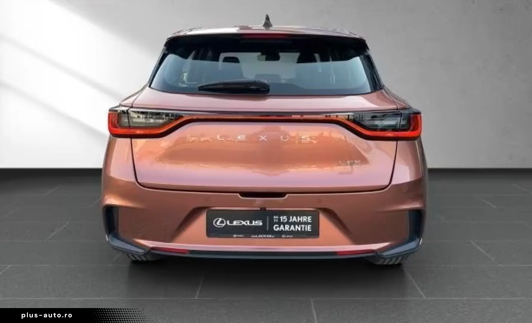 Lexus LBX Basis 1.5 Hybrid KOMFORT