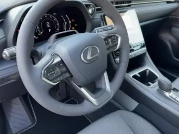 Lexus LBX Basis 1.5 Hybrid KOMFORT
