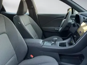 Lexus LBX Basis 1.5 Hybrid KOMFORT