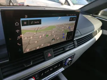 AUDI A4 Lim. 40 TFSI S line S tronic  NAV  R-CAM SHZ