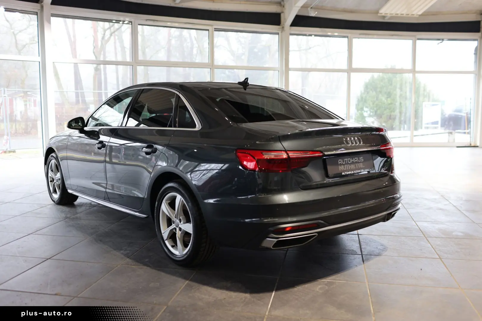 AUDI A4 35 TFSI ADVANCED SIDE ASSIST