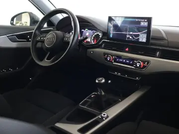 AUDI A4 35 TFSI ADVANCED SIDE ASSIST