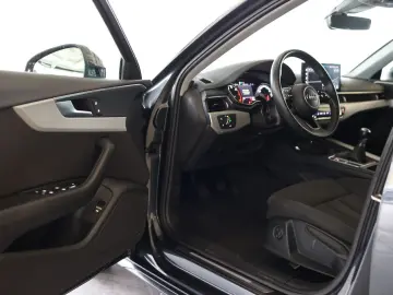 AUDI A4 35 TFSI ADVANCED SIDE ASSIST